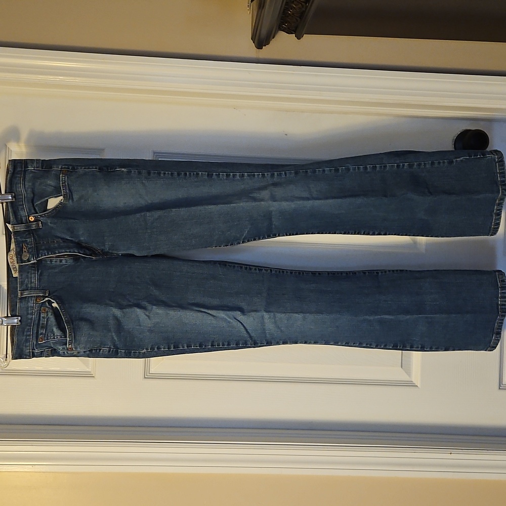 LEVIS STRAUSS NOUVEU 315 BOOT CUT JEANS.